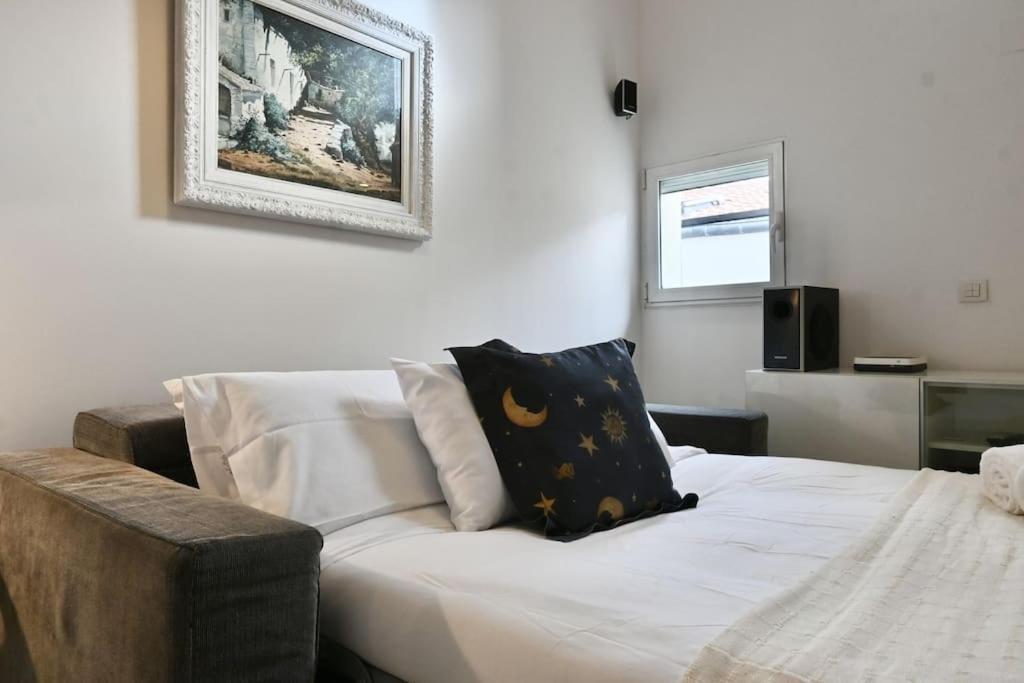For You Rentals Apartamento Temporal Con Encanto A Pocos Metros Del Sol Myr13 马德里 外观 照片