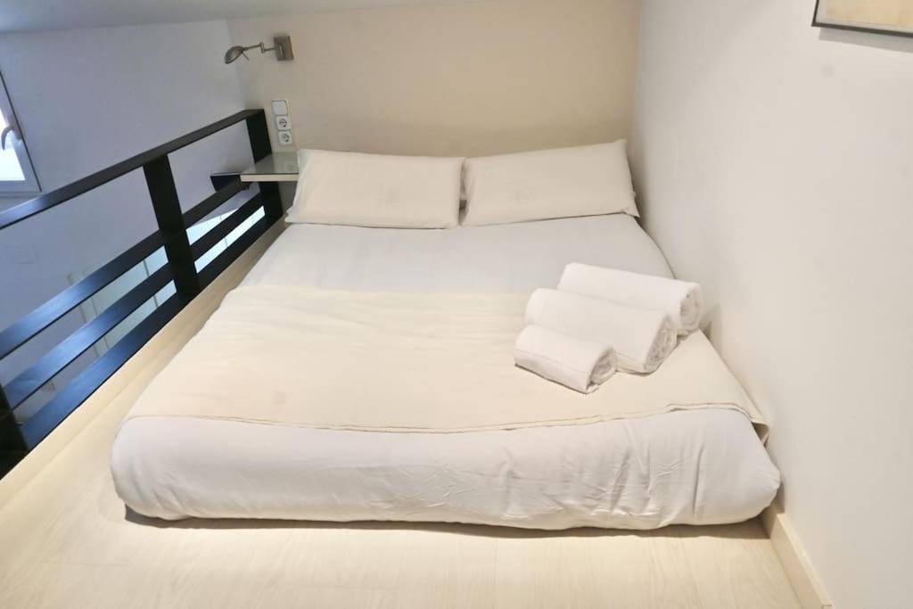 For You Rentals Apartamento Temporal Con Encanto A Pocos Metros Del Sol Myr13 马德里 外观 照片